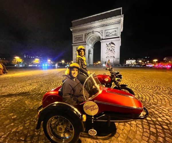 Paris: Private Date-Night Sidecar Tour – Paris, France