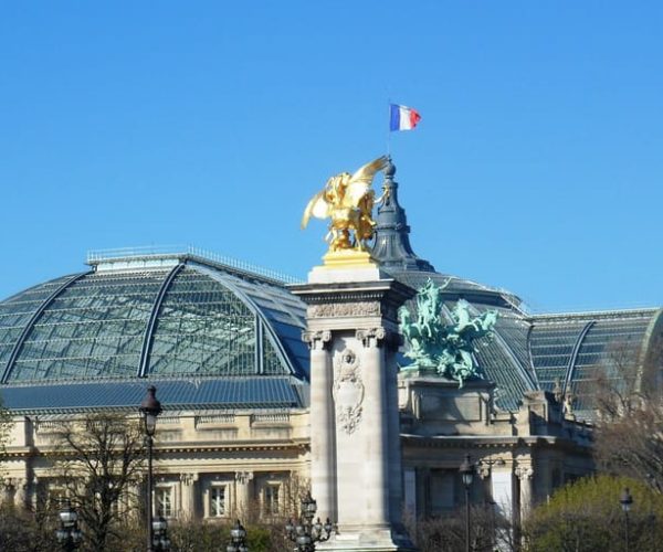 Paris: Private Family Tour and Seine River Cruise – Paris, France