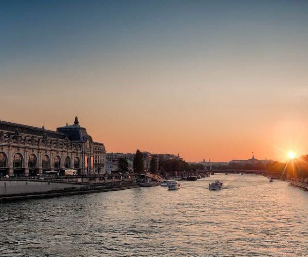 Paris: Private Orsay Museum Guided Tour for Families – Paris, France