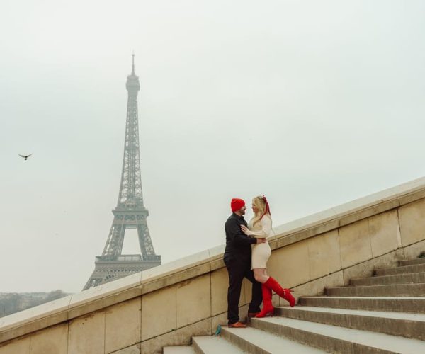 Paris: Romantic photoshoot for couples – Paris, France