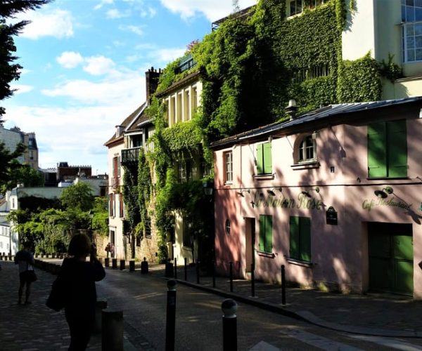 Paris: Sacré-Coeur and Montmartre Tour with Expert Guide – Paris, France