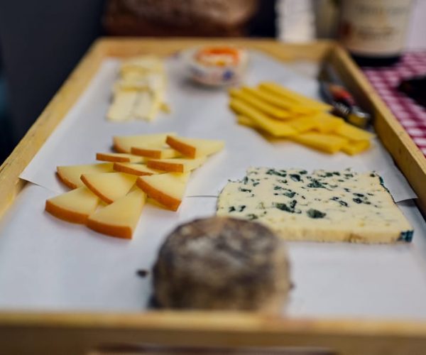 Paris: Secret Food of Le Marais Walking and Tasting Tour – Paris, France