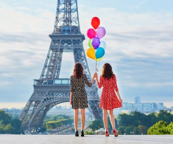 Paris: Unforgettable Personalized Balloons Photoshoot Tour – Paris, France