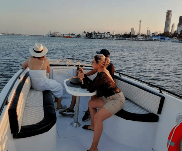 Party Boat in Cartagena Bay with Nightclub Ticket – Cartagena, Colombia