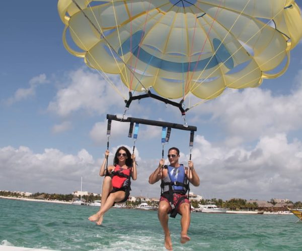 Playa del Carmen: Parasailing Adventure with Transfer – Playa del Carmen, Mexico