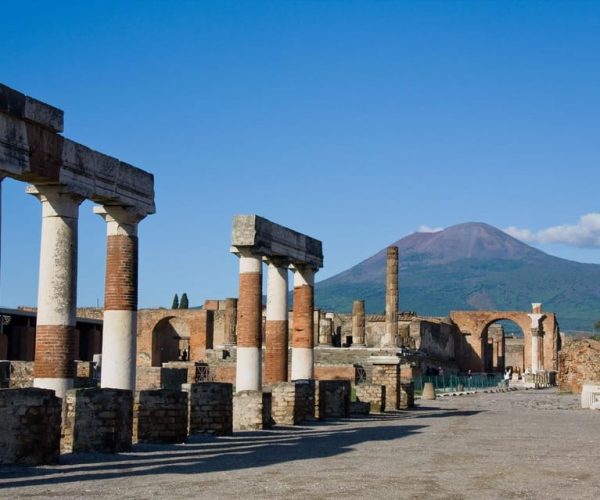 Pompeii: 2-Hour shared walking tour – Pompei, Italy