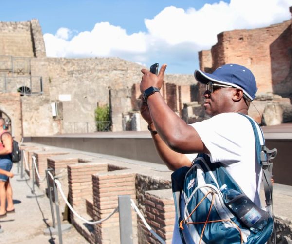 Pompeii: 2 Hours Skip the Line Visit with a Licensed Guide – Pompei, Italy