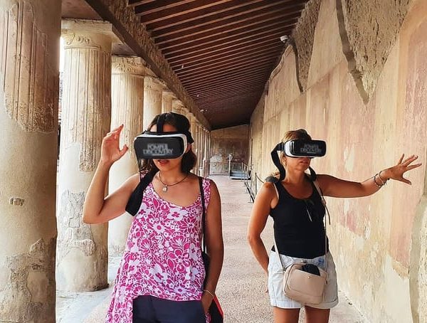 Pompeii: Virtual Reality Walking Tour with Entry Ticket – Pompei, Italy