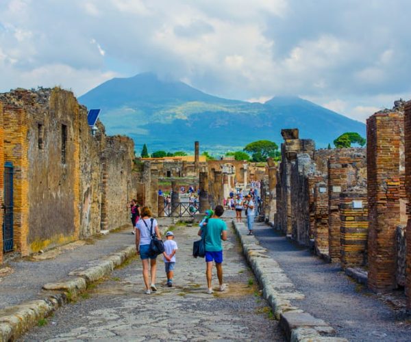 Pompeii and the Amalfi Coast Private Car Trip from Rome – Pompei, Italy