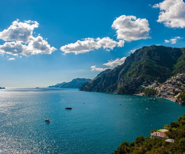 Positano: Discover the Amalfi Coast on an elegant boat – Positano, Italy