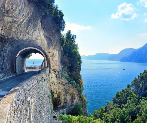 Private Transfert from the Amalfi Coast to Naples – Naples, Italy