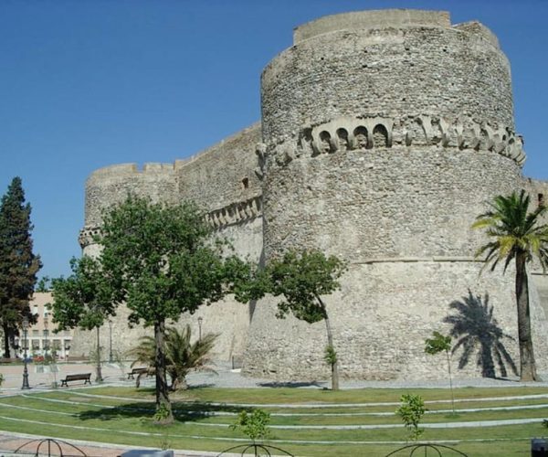 Private Walking Tour Reggio City with Archeological Museum – Calabria, Italy