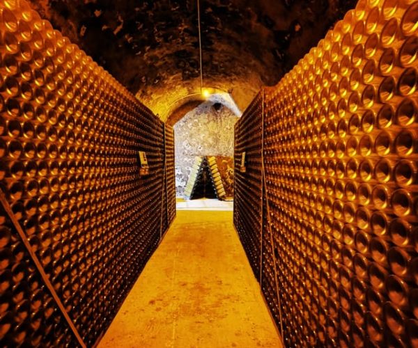 Reims/Epernay: Private Tour at Moet & Chandon with Tastings – Grand Est, France