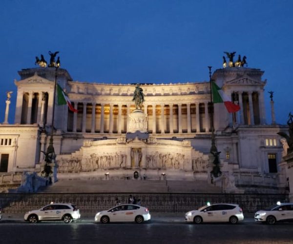 Rome: 2-Hour Golf Cart Sightseeing Tour at Night – Rome, Italy