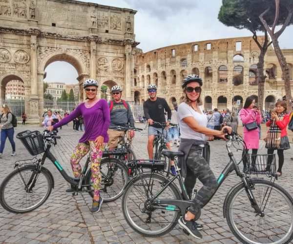 Rome: City Center E-Bike Tour with Attraction Ticket – Rome, Italy