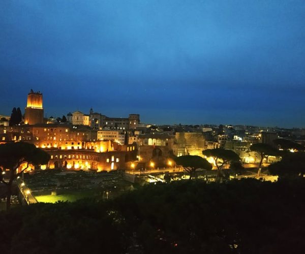 Rome: City Highlights Small Group Walking Tour by Night – Rome, Italy