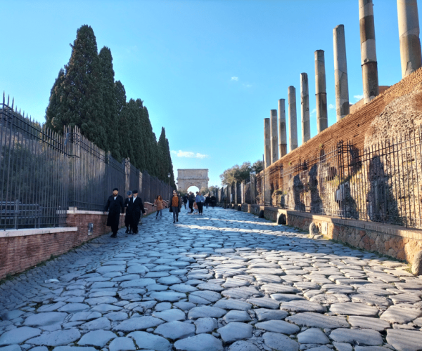 Rome: Colosseum and Ancient Rome Guided Tour – Rome, Italy