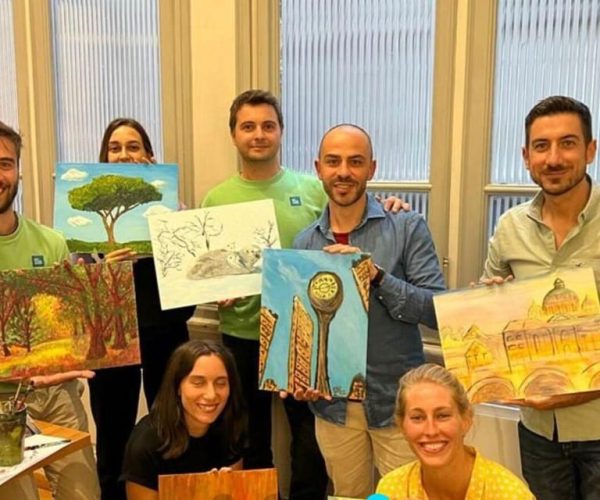 Rome: Paint and Sip Wine class – Rome, Italy