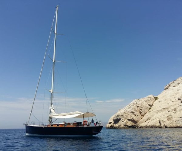 Sailing cruise in Marseille and swimming on sublime sailboat – Marseille, France