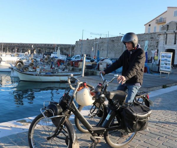 Saint Paul de Vence : visite du village en solex – Provence-Alpes-Côte d’Azur, France