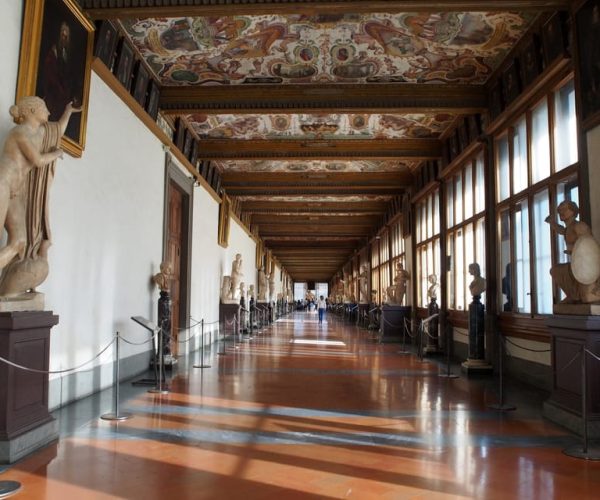 Semi Private Uffizi Gallery Guided Tour in Florence – Florence, Italy