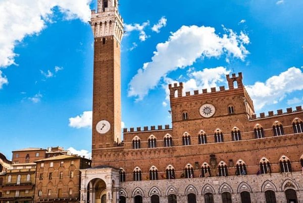 Siena & San Gimignano Wine Tour from Rome, Small Group – Rome, Italy