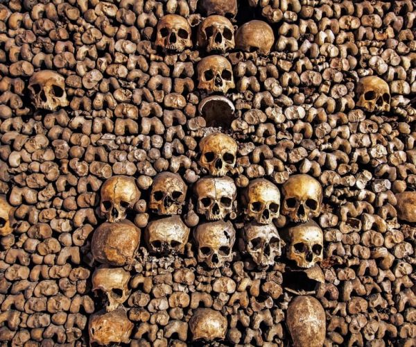 Skip-the-Line: Paris Catacombs Guided Tour with VIP Access – Paris, France