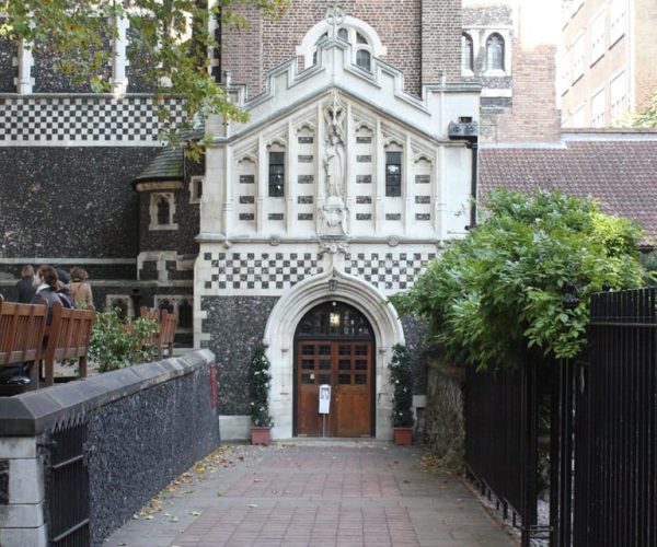 St Paul’s Area: Quirky self-guided smartphone heritage walks – London, United Kingdom