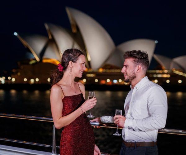 Sydney: Harbour Dinner Cruise with 3, 4 or 6-Course Menu – Sydney, Australia