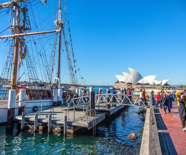 Sydney Harbour: Tall Ship Lunch Cruise – Sydney, Australia