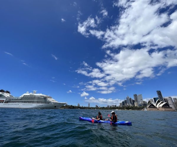 Sydney: Opera House and Harbor Guided Kayak Tour with Brunch – Sydney, Australia