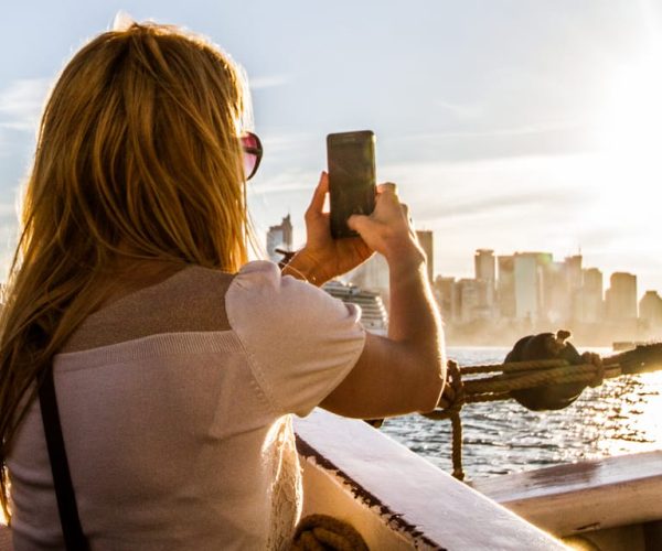 Sydney: Tall Ship Harbour Twilight Dinner Cruise – Sydney, Australia