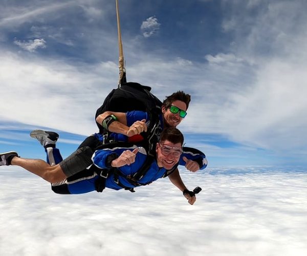 Sydney: Tandem Skydive with Optional Transfers – Sydney, Australia