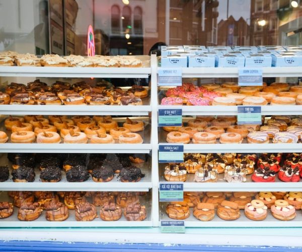 Tea and Doughnuts: Historic Walking Food Tour of Southwark – London, United Kingdom