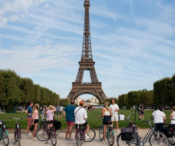 The Best of Paris: Small Group Bike Tour like a Local – Paris, France