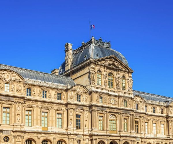 The Louvre: Small Group Tour with Skip-the-Line Access – Ile-de-France, France