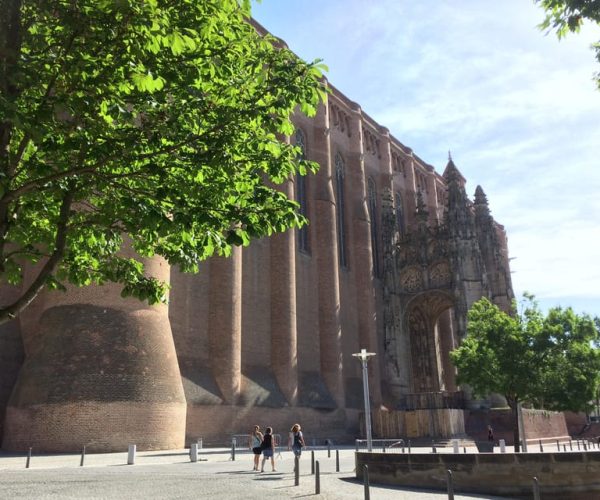 The two beautiful cities of Albi and Cordes sur Ciel – Occitanie, France