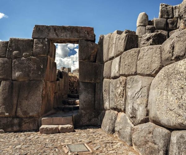 Tour of the most important points in the city of Cusco. – Cusco, Peru