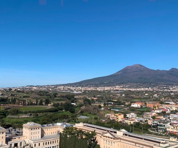 Transfer From Naples to Pompei – Naples, Italy