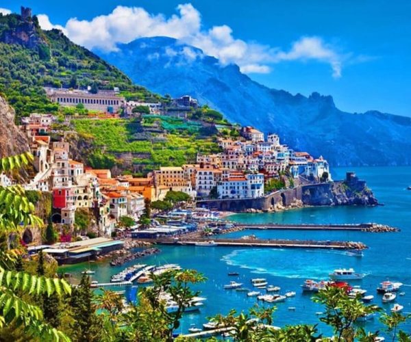 Transfer from Amalfi Coast to Naples Center and Vice Versa – Naples, Italy