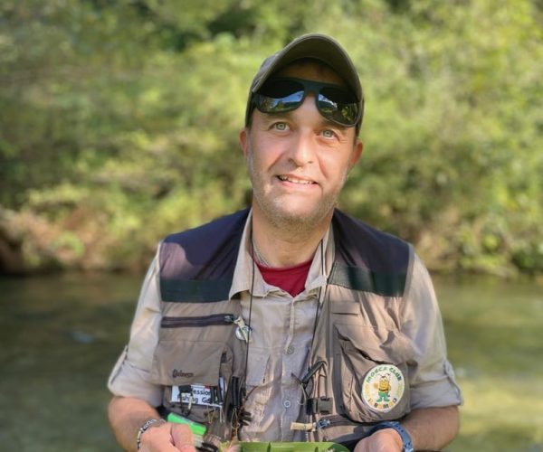 Valnerina: Giornata di Pesca a Mosca con Guida – Umbria, Italy