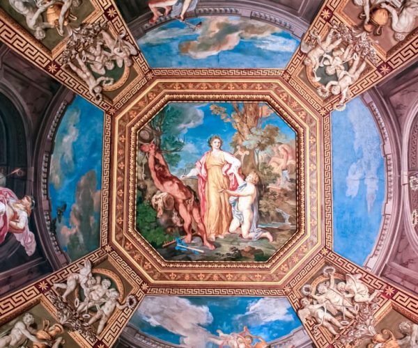 Vatican Museums: VIP-Hosted Entry Ticket and Lunch – Lazio, Italy