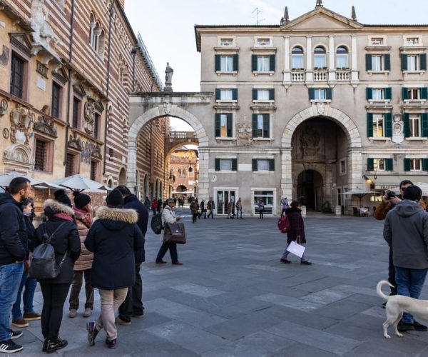 Verona Christmas Markets and Main Historical Sites – Veneto, Italy