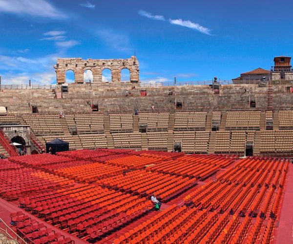 Verona: Private tour of Verona Arena with Local Guide – Veneto, Italy