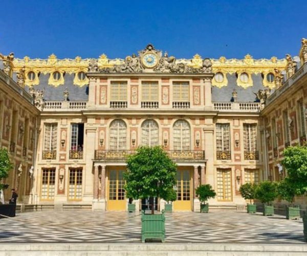 Versailles Palace Skip the line Access Half day Private tour – Ile-de-France, France