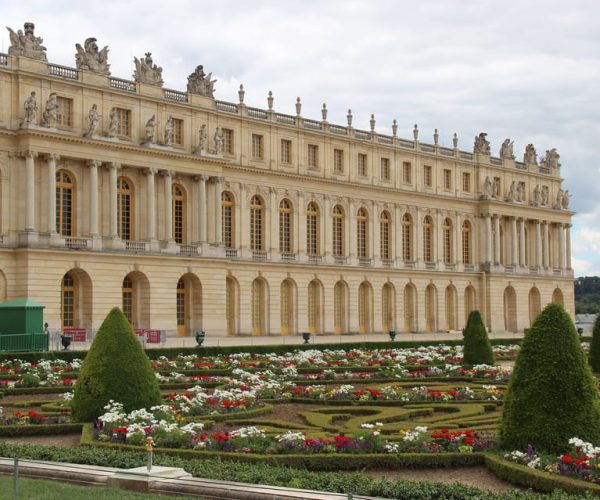 Versailles: Versailles Palace and Garden Private Guided Tour – Ile-de-France, France