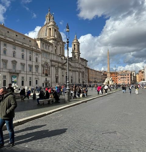 Walking Tour in Rome: Rome’s Squares and Fountains – Rome, Italy