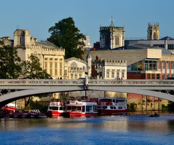 York: City Highlights Small Group Walking Tour – East Midlands, United Kingdom