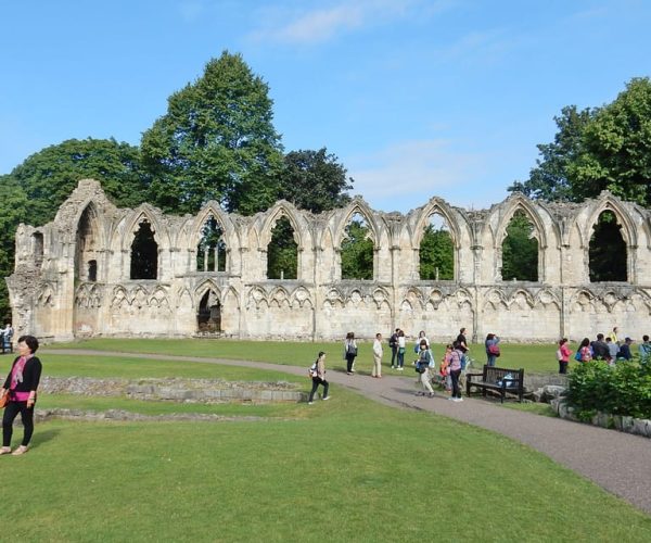 York: Smartphone treasure hunt style heritage walks – East Midlands, United Kingdom