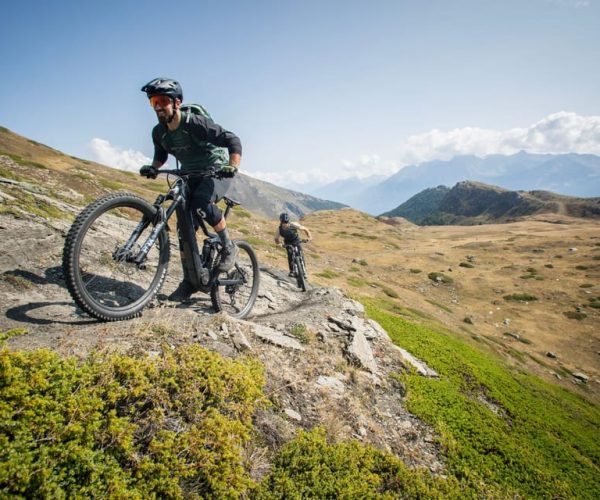 eMountain bike outing with local flavours – Auvergne-Rhône-Alpes, France